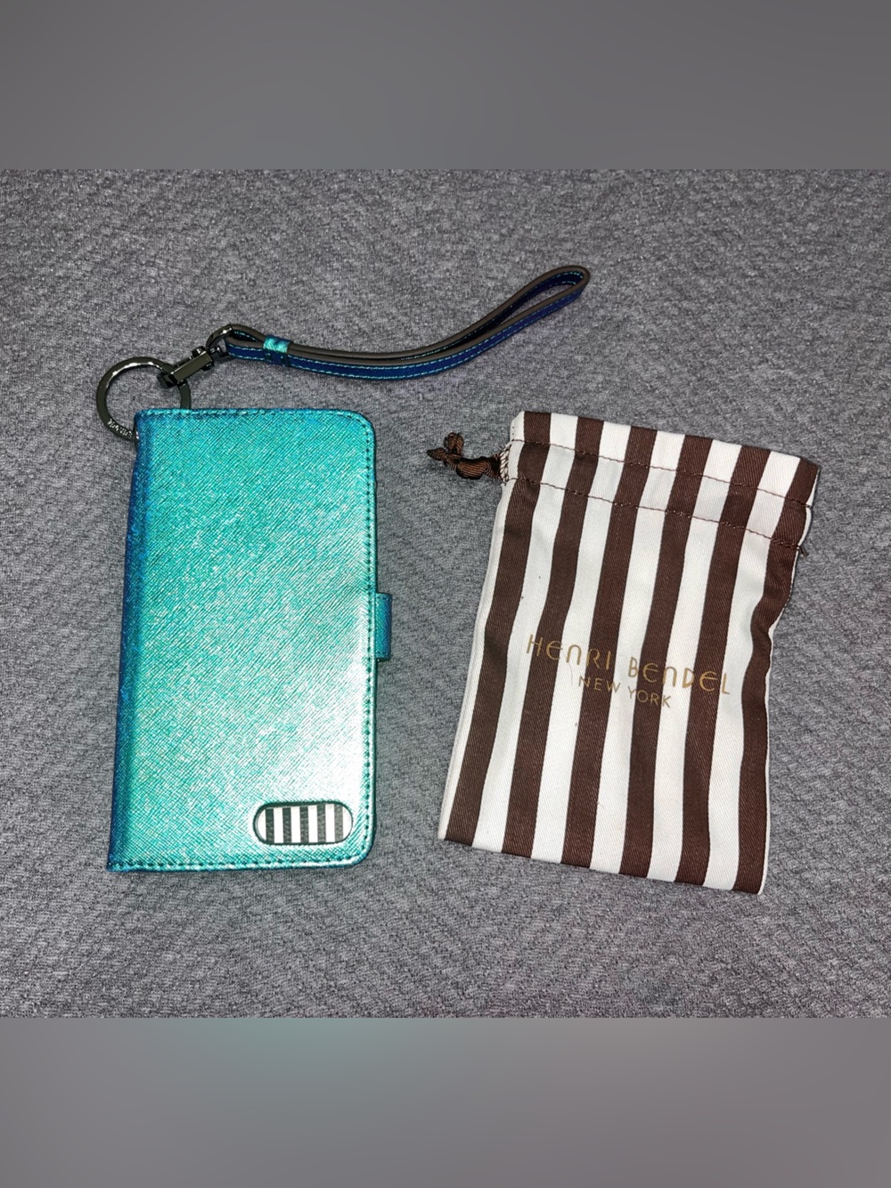 EUC Henri Bendel Galactic Petrol wallet wristlet phone case for iPhone 7 Plus